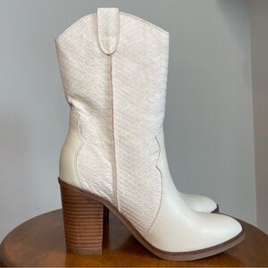MIA Women's Off-White Snakeskin Western Boots sz 8